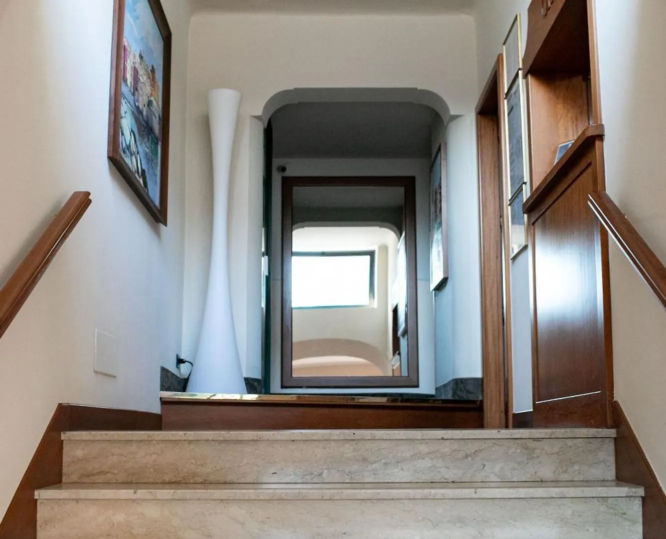 Rex Hotel Residence Genua 3*,