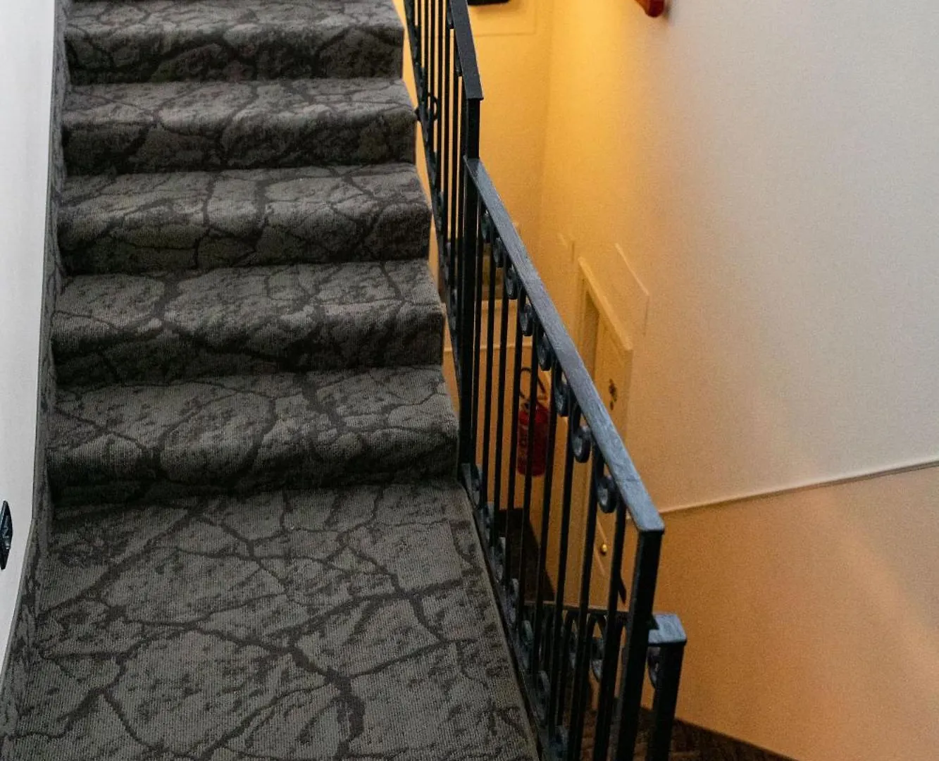 Rex Hotel Residence Genua Hotel apartamentowy